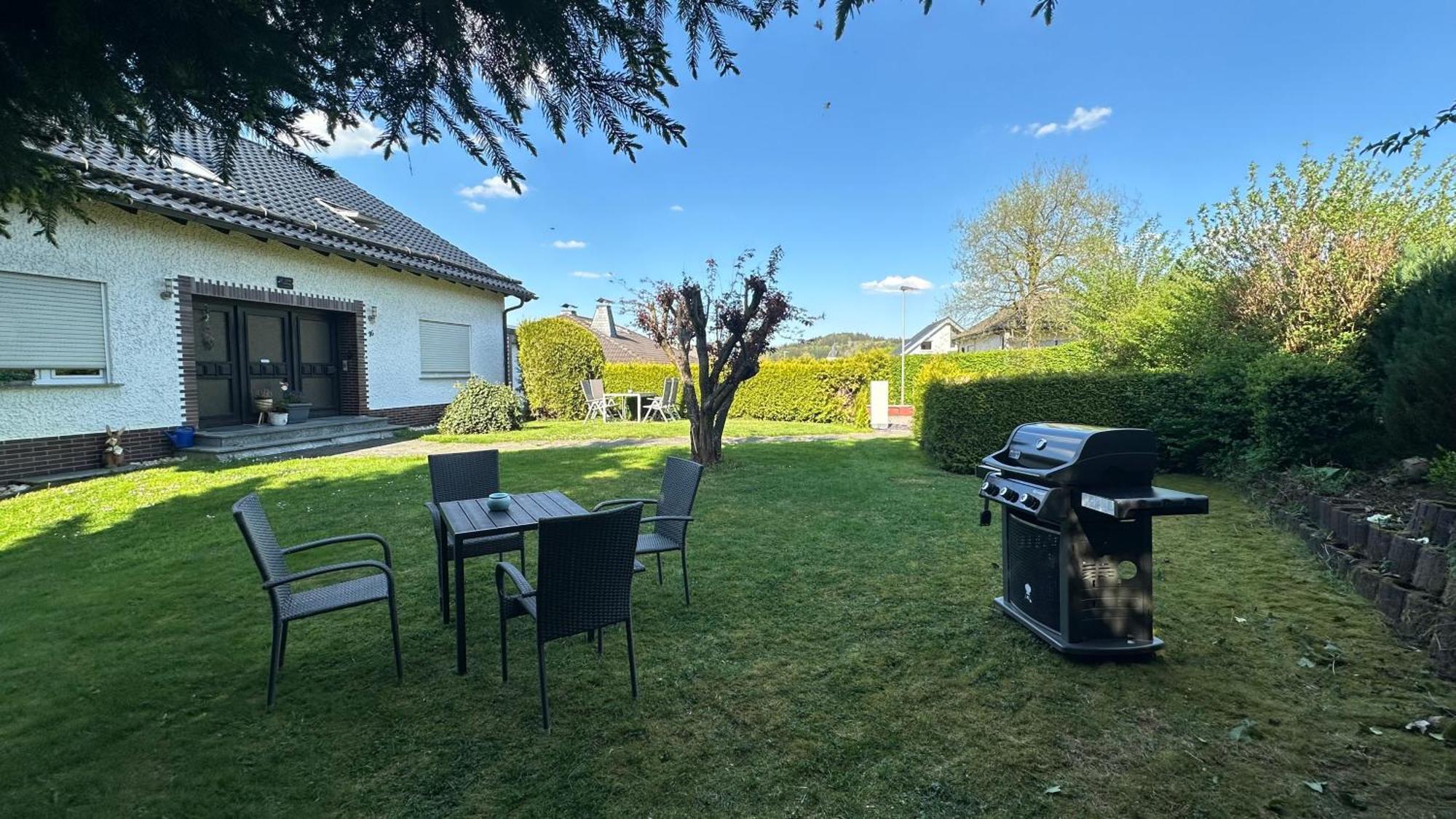 Fewo Hoheeifel, 1 Haus Mit 2 Apartments 5 Schlafzimmer In Kelberg Naehe Nuerburgring Exterior foto